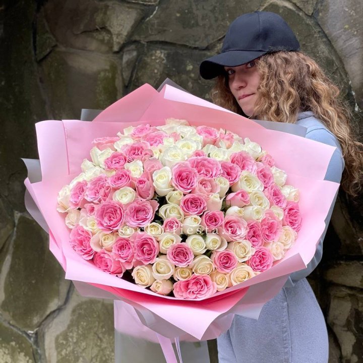 101 роза Миксбери в Саранске