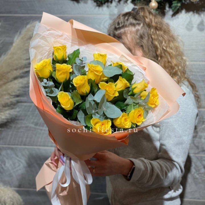 15 желтых роз в Саранске