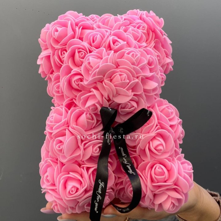 Игрушка медведь из розовых роз в Саранске
