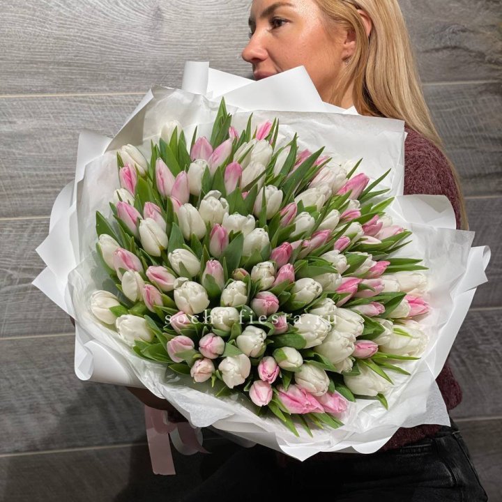 101 тюльпан нежный микс в Саранске