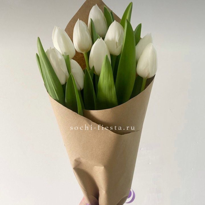 Букет белых тюльпанов в Саранске